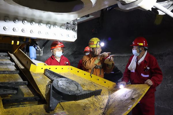 陜煤建設集團礦建二公司：扎牢生產(chǎn)“安全網(wǎng)”