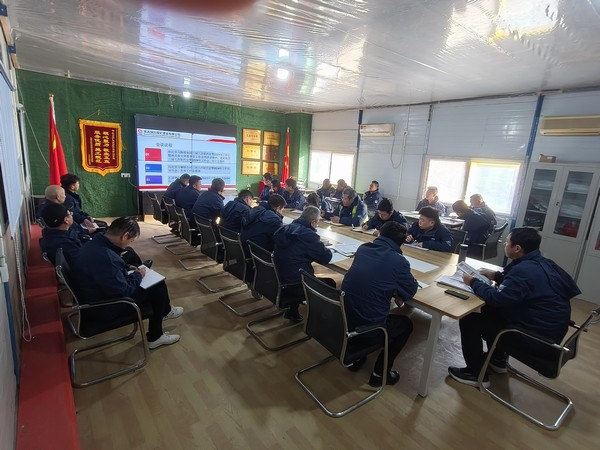 陜煤建設(shè)銅煤公司各基層項(xiàng)目部職工大會火熱進(jìn)行中