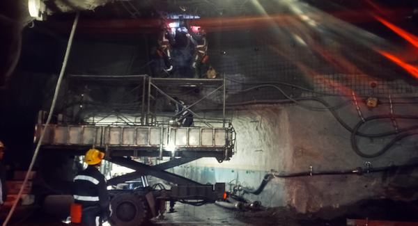 陜煤建設(shè)渭南分公司第二安裝項(xiàng)目部：齊心協(xié)力攻堅(jiān)克難 輪班值守督促履約