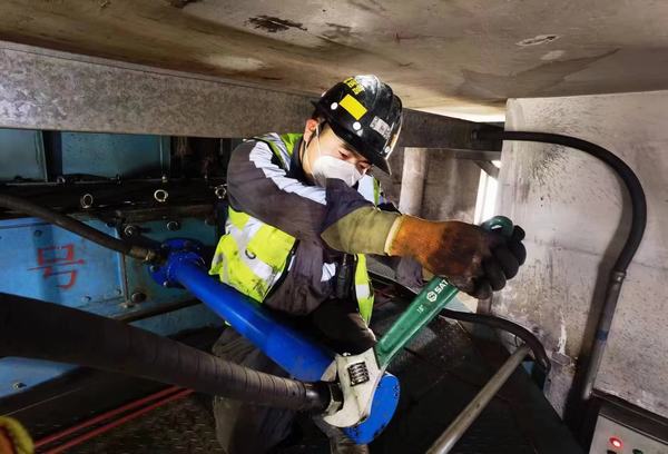 陜煤建設(shè)洗選煤運(yùn)營(yíng)公司檸條塔運(yùn)營(yíng)項(xiàng)目部：爭(zhēng)分奪秒護(hù)設(shè)備，齊心協(xié)力保生產(chǎn)