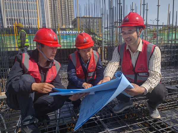 陜煤建設(shè)榆林公司榆溪圣境項目部：堅守現(xiàn)場，做質(zhì)量的捍衛(wèi)者