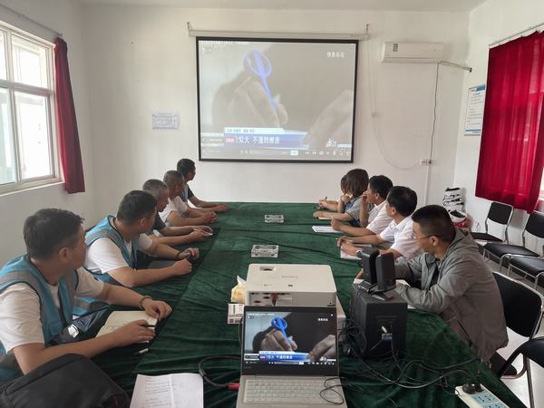 陜煤建設(shè)澄合分公司第十五項目部黨支部開展“弘揚廉潔文化 凝聚風清正氣”活動