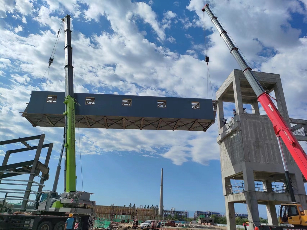 陜煤建設(shè)天工公司新疆第一項(xiàng)目部：兩“橋”空中架  “長廊”變通途