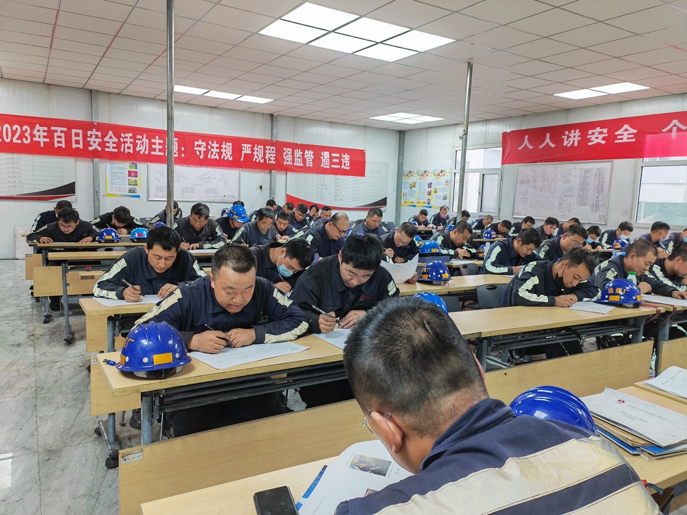 陜煤建設(shè)洗選煤運(yùn)營(yíng)公司紅柳林洗煤廠項(xiàng)目部： 加強(qiáng)設(shè)備管理，筑牢安全基石