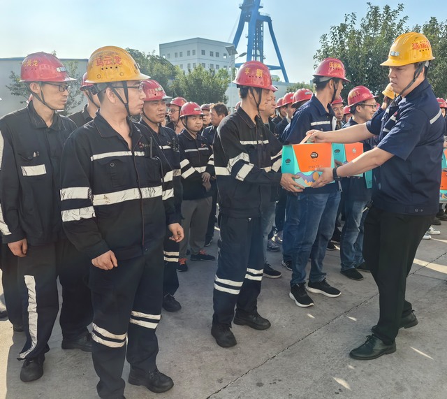 陜煤建設(shè)洗選煤運營公司澄合山陽運營項目部：一樣中秋別樣圓  情深意濃共團圓