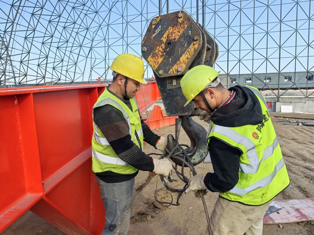 陜煤建設(shè)天工公司新疆第一項(xiàng)目部：酣戰(zhàn)十月黃金期，沖刺節(jié)點(diǎn)保進(jìn)度