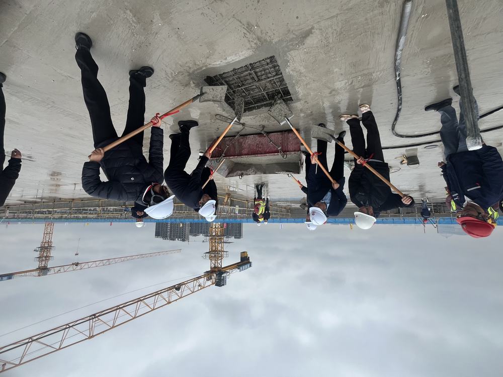 喜報！陜煤建設榆林公司承建的遷建榆林市第八中學項目N1標段綜合樓主體喜迎封頂