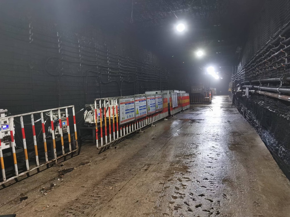 陜煤建設(shè)洗選煤運營公司第二項目部：歲末堅守，點亮煤礦“新光”，書寫新年安全序章