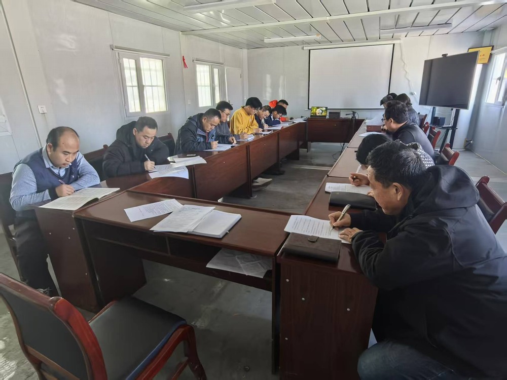 陜煤建設(shè)天工公司新疆第一項(xiàng)目部：“課”不容緩，筑牢復(fù)工安全防線