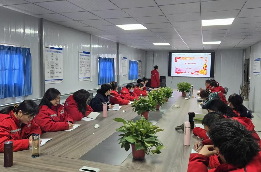 陜煤建設(shè)礦建二公司：重拳出擊，嚴(yán)把“安全關(guān)”