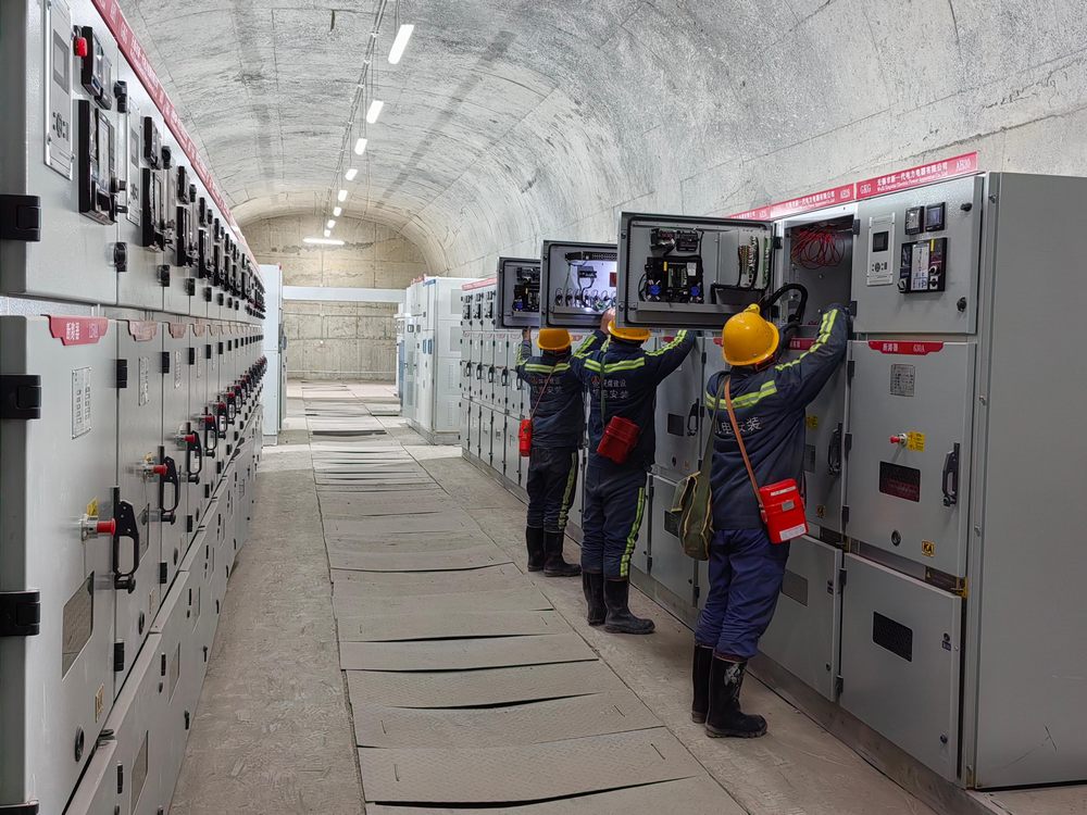 陜煤建設(shè)機(jī)電安裝公司酒鋼項(xiàng)目部：電氣安裝圓滿收官，安全質(zhì)量鑄就口碑