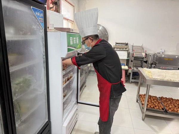 陜煤建設(shè)煤礦運(yùn)營服務(wù)分公司：后勤保障再升級(jí) 職工幸福“滿格電”