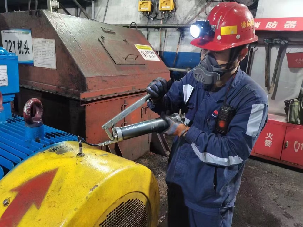 陜煤建設(shè)洗選煤運(yùn)營公司檸條塔運(yùn)營項目部：下好電氣安全“先手棋”，織密隱患排查“防護(hù)網(wǎng)”