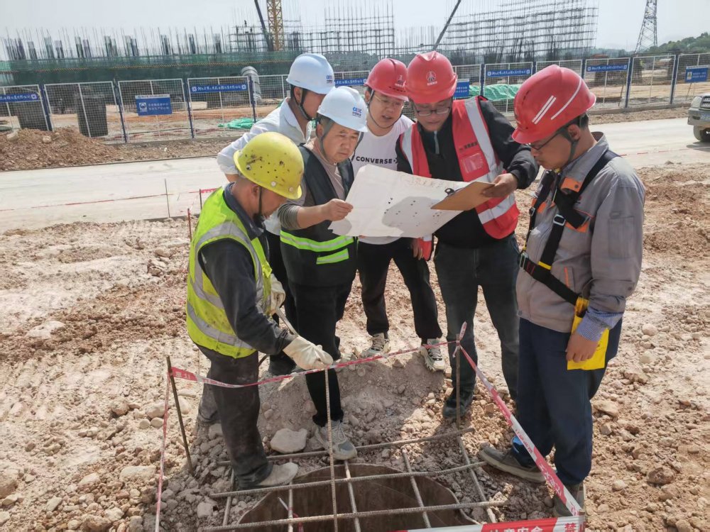 陜煤建設(shè)天工公司:“黨建+”匯聚磅礴力量,驅(qū)動(dòng)高質(zhì)量發(fā)展新引擎