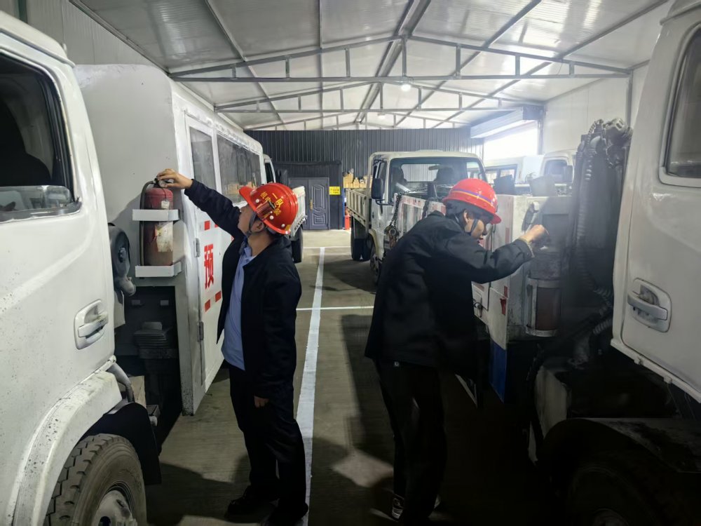 陜煤建設機電安裝公司：開展“雙節(jié)”安全專項檢查 織密安全生產防護網(wǎng)