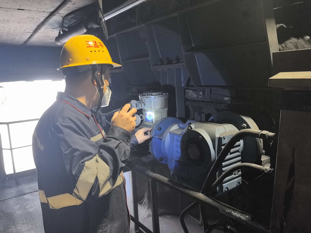 陜煤建設(shè)洗選煤運(yùn)營(yíng)公司澄合山陽(yáng)運(yùn)營(yíng)項(xiàng)目部：國(guó)慶堅(jiān)守，奉獻(xiàn)亦無(wú)聲