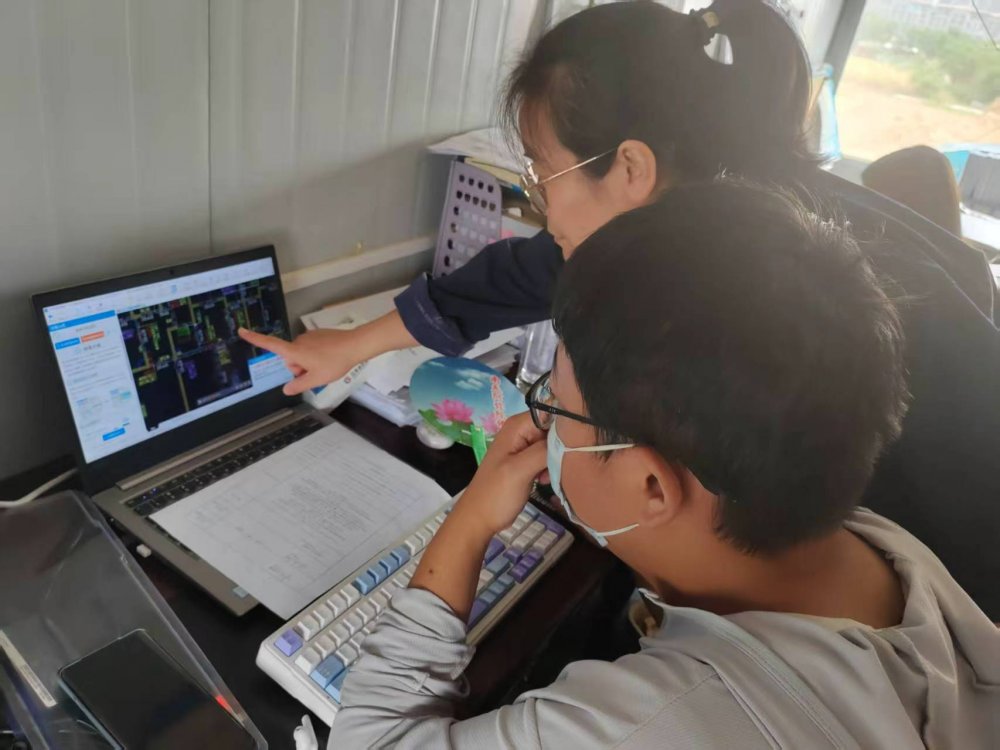 陜煤建設(shè)韓城分公司土建一項目部：巾幗力量綻芳華，鏗鏘玫瑰別樣紅