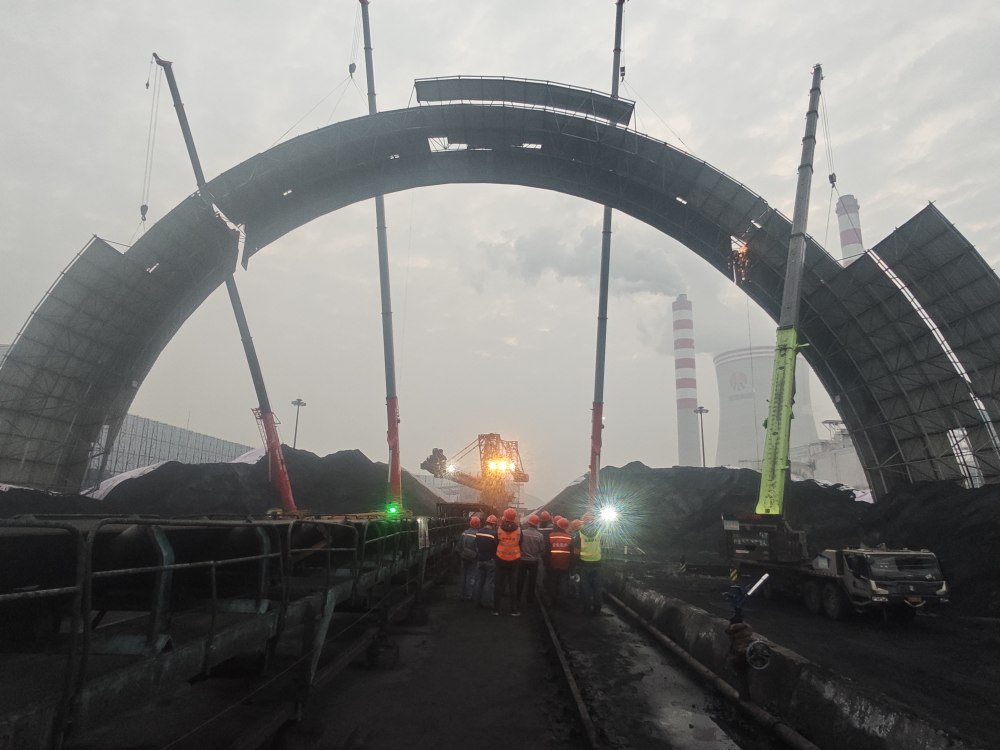 攻堅克難顯擔當 奮力拼搏譜新篇