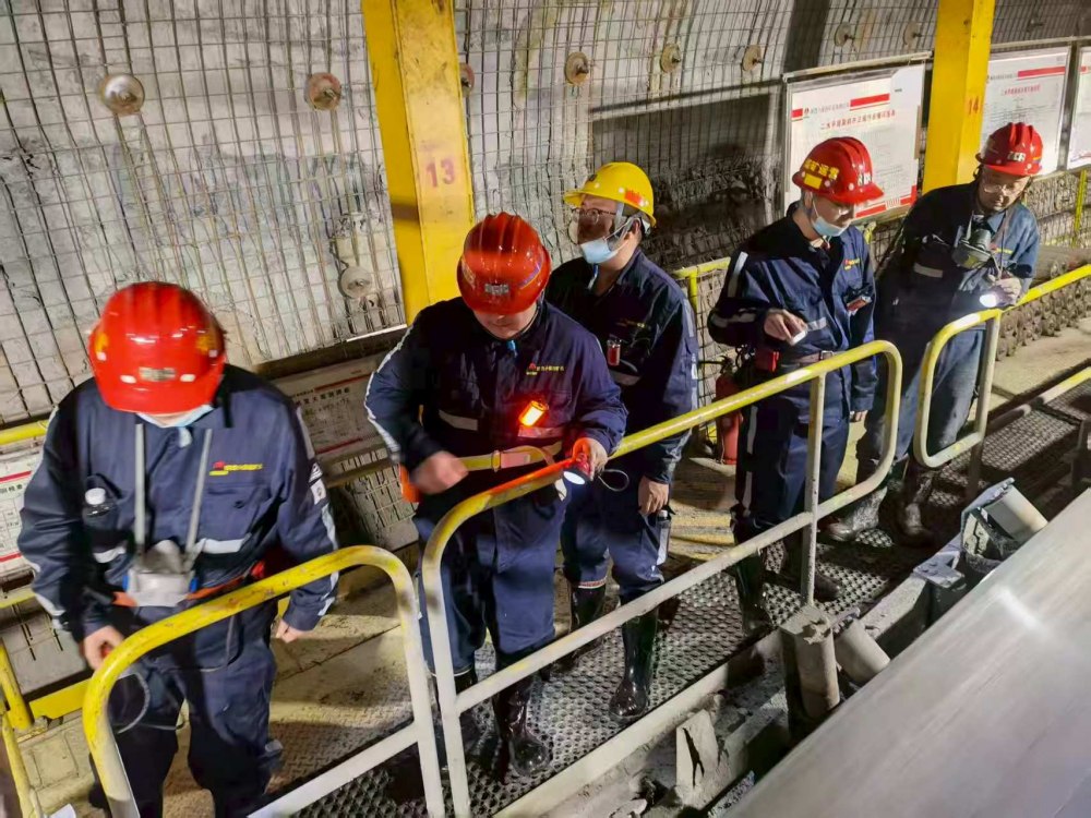 陜煤建設(shè)煤礦運(yùn)營(yíng)服務(wù)分公司：TBM全斷面掘進(jìn)機(jī)單班進(jìn)尺突破8.5米