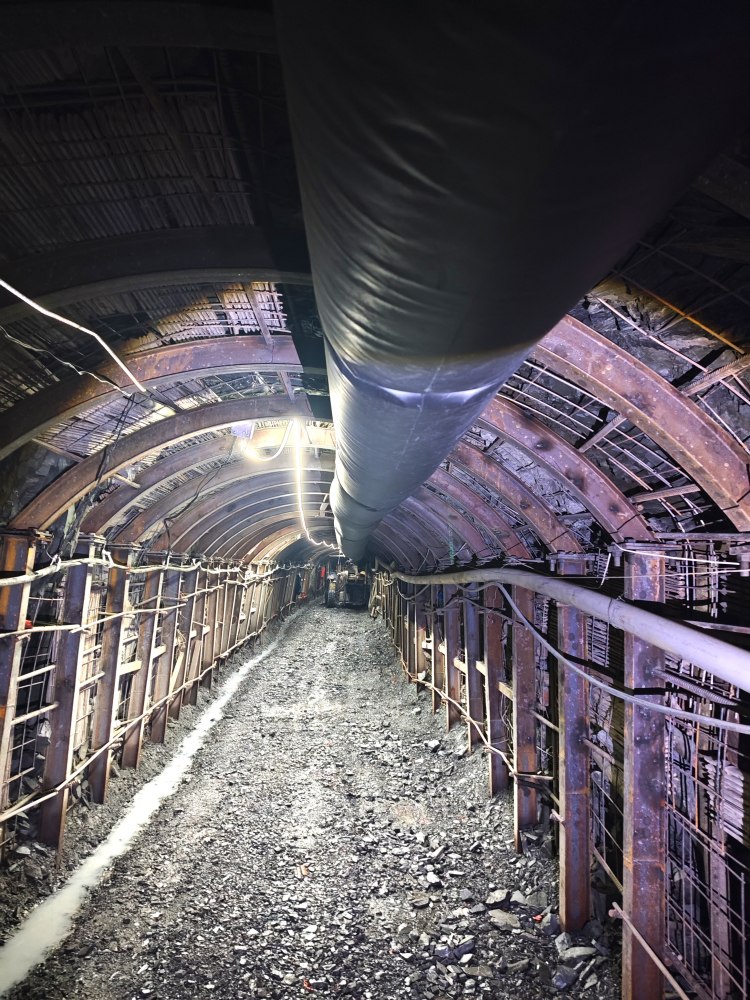 攻堅克難保安全 實干篤行促發(fā)展