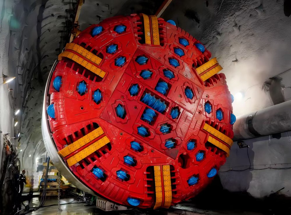 陜煤建設(shè)煤礦運營服務(wù)分公司：10.5米！TBM施工進尺再創(chuàng)新紀錄！