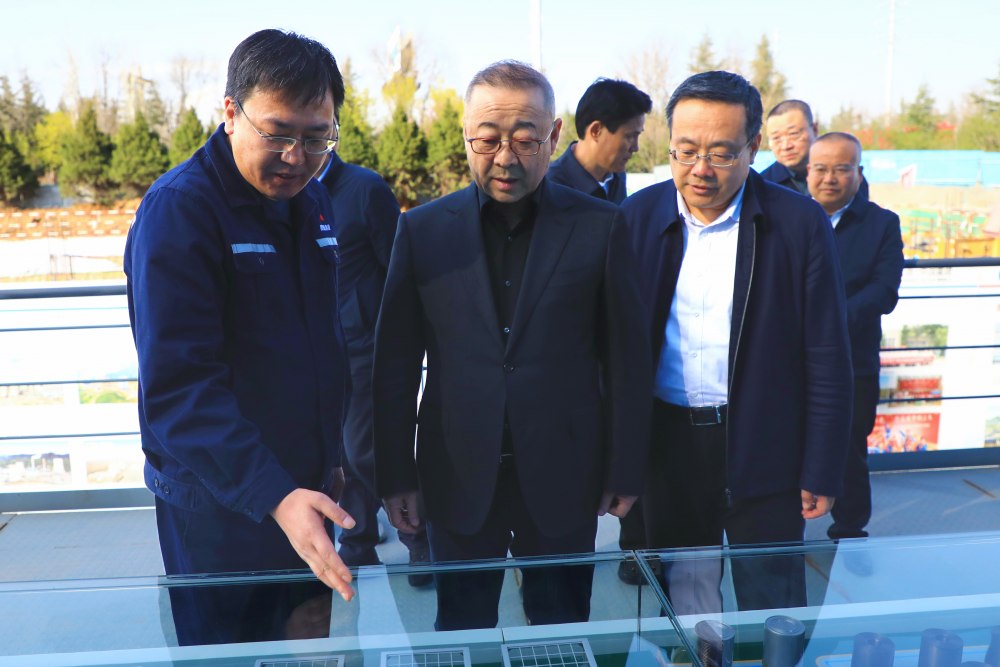 陜西省發(fā)展改革委黨組書記、主任王青峰蒞臨銅創(chuàng)能材項目調(diào)研指導(dǎo)工作
