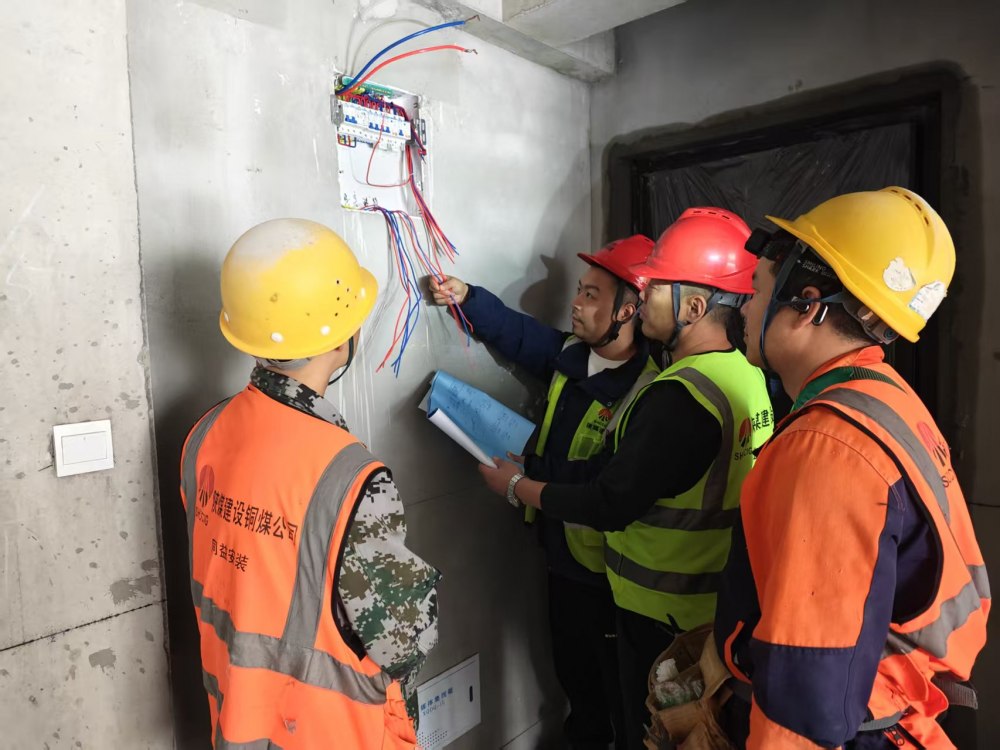 陜煤建設(shè)銅煤公司第二項(xiàng)目部：鉚足干勁搶施工?多措并舉保履約