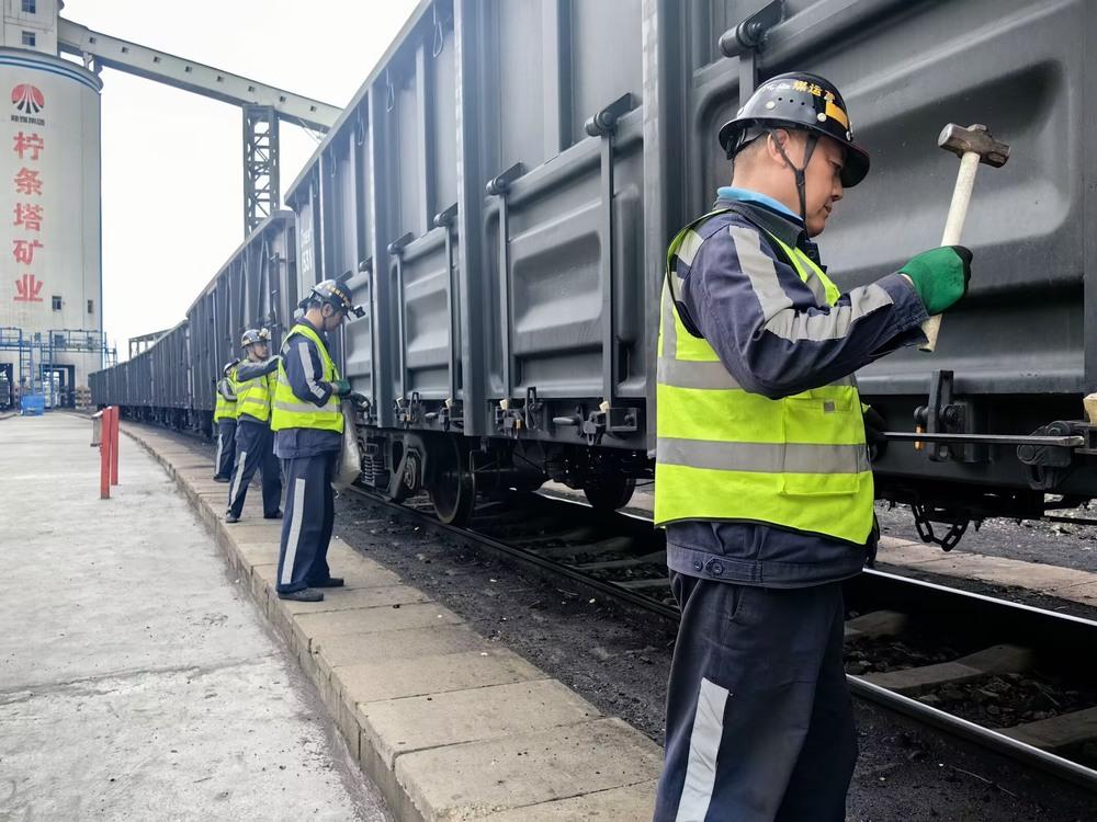 陜煤建設(shè)洗選煤運營公司檸條塔運營項目部：春日奮戰(zhàn)守一線  實干保產(chǎn)顯擔(dān)當(dāng)