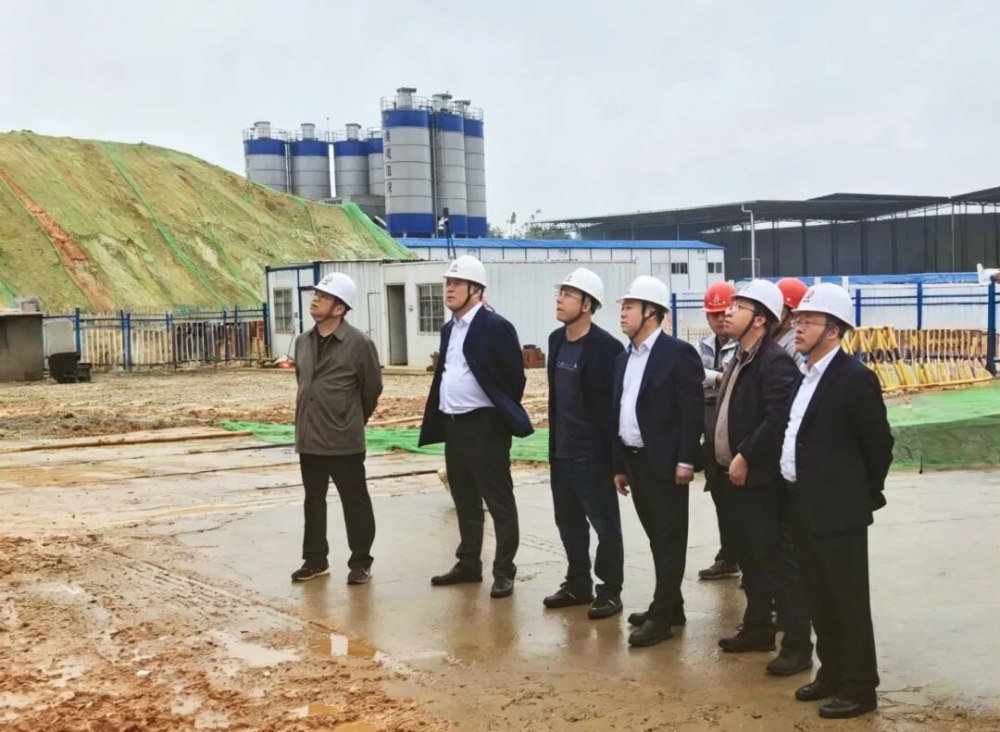 趙敬凱一行深入汨羅電廠項目檢查指導(dǎo)工作